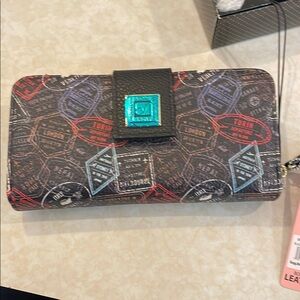 Stone Mountain, Bonded Leather, zip around wallet, NWT